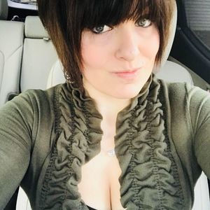 Meet your Posher, Cyrena